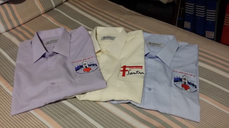 ABBIGLIAMENTO CON LOGO ASSOCIATIVO E DELLA FONDAZIONE