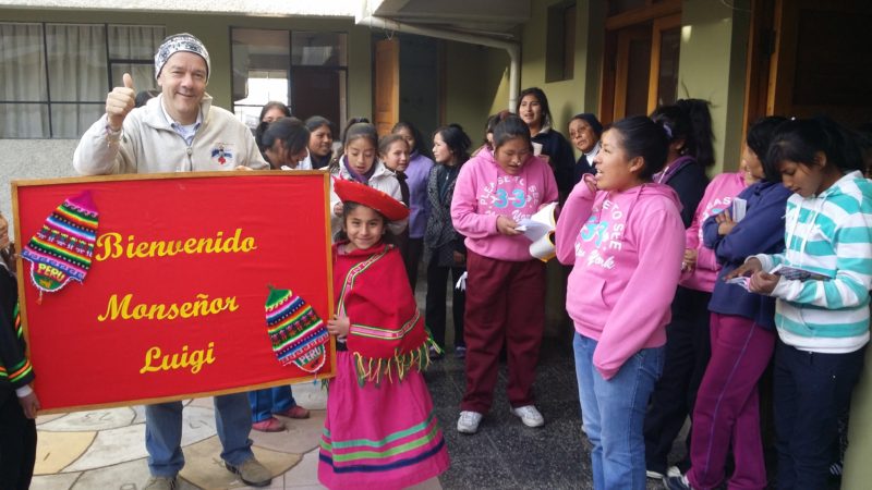 ADOZIONI A DISTANZA 2015-18: REGALA UN SORRISO IN PERU’:
