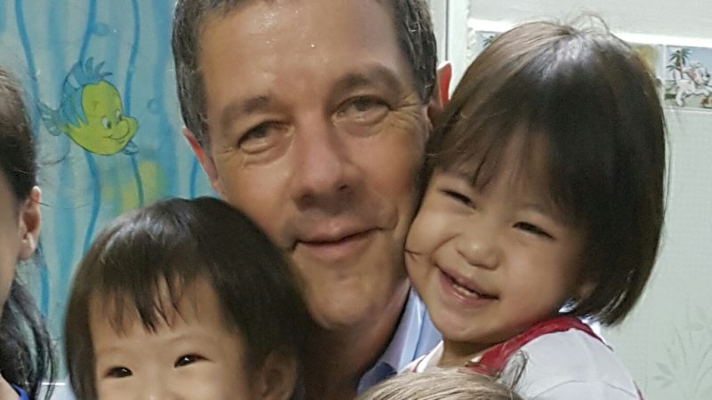 UNA MOTO NUOVA PER IL CENTRO MAI TAM DI SAIGON PER LA CURA DEI BAMBINI CON HIV