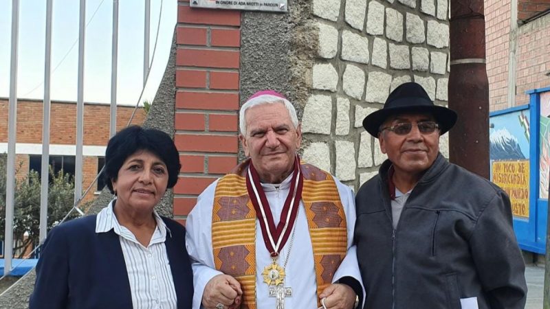 BOLIVIA BENEDIZIONE MURO DI CINTA PARROCCHIA MUNAYPATA LA PAZ