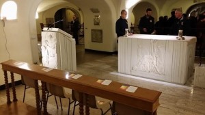 11-altare-della-tomba